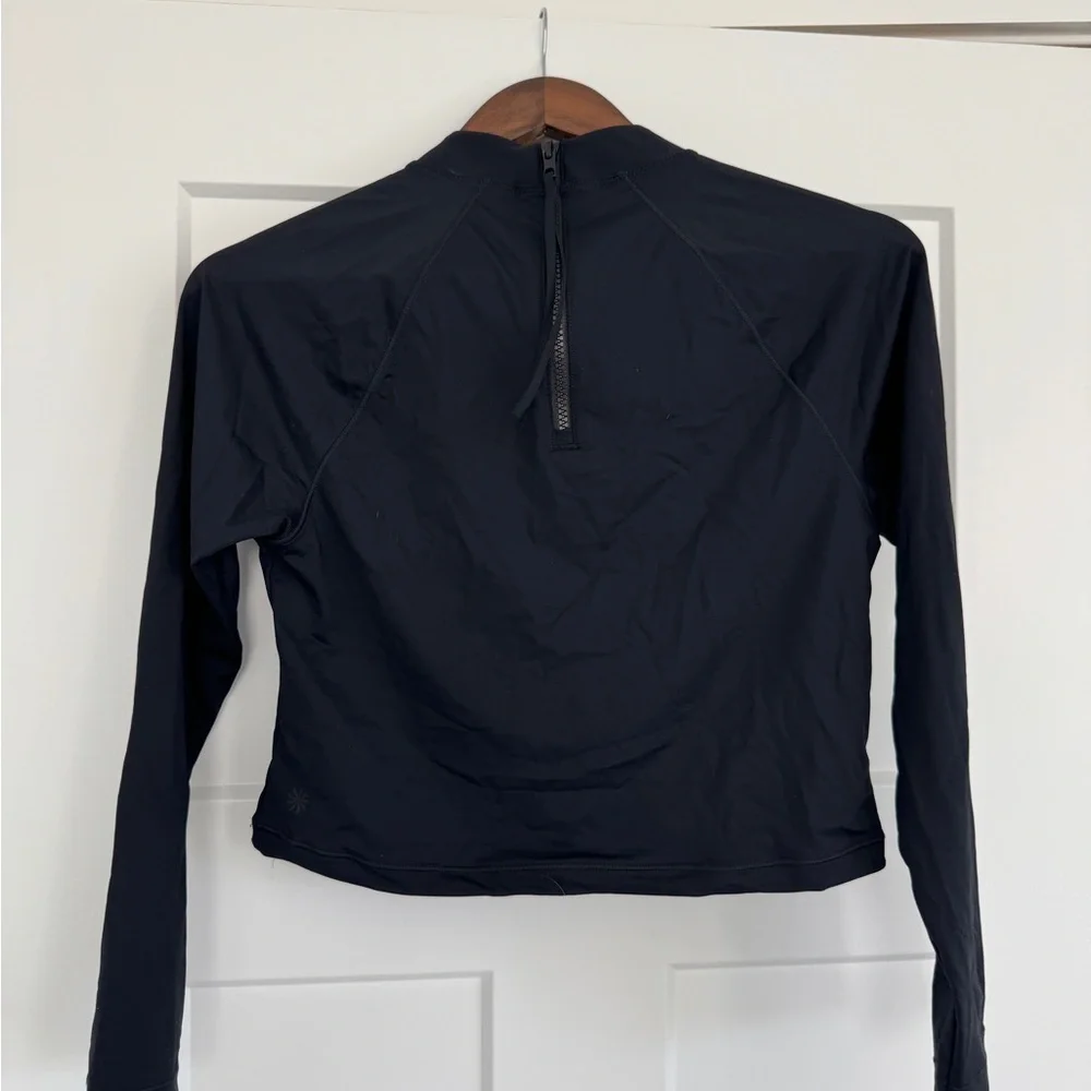 NWT Athleta North Point Crop Rashguard Black Size M - Picture 2 of 8